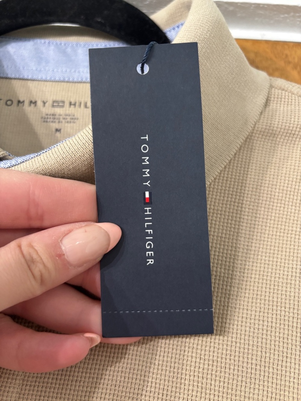 Tommy Hilfiger Men’s Tan Polo Shirt with Subtle Logo - Picture 8 of 9